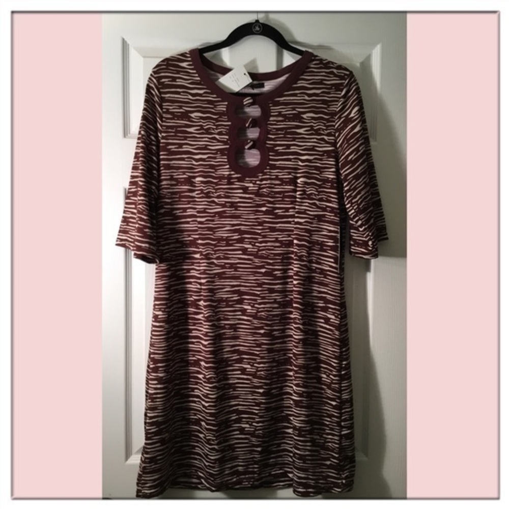 PNEW! Sexy Keyhole Neckline Leopard Zebra Striped Dress Medium